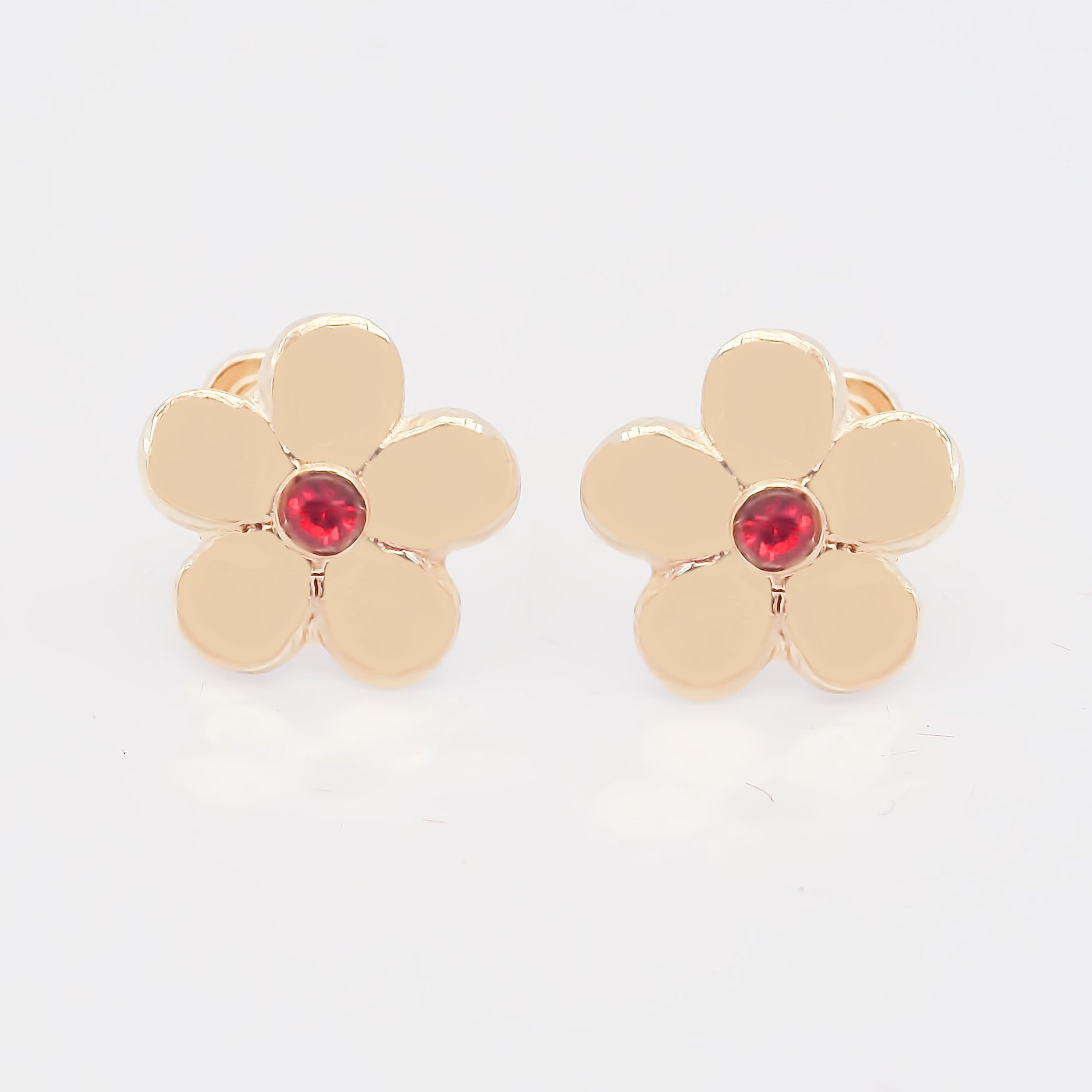 Amor Eterno - Broqueles Flor Destellito / Aretes Oro 10k