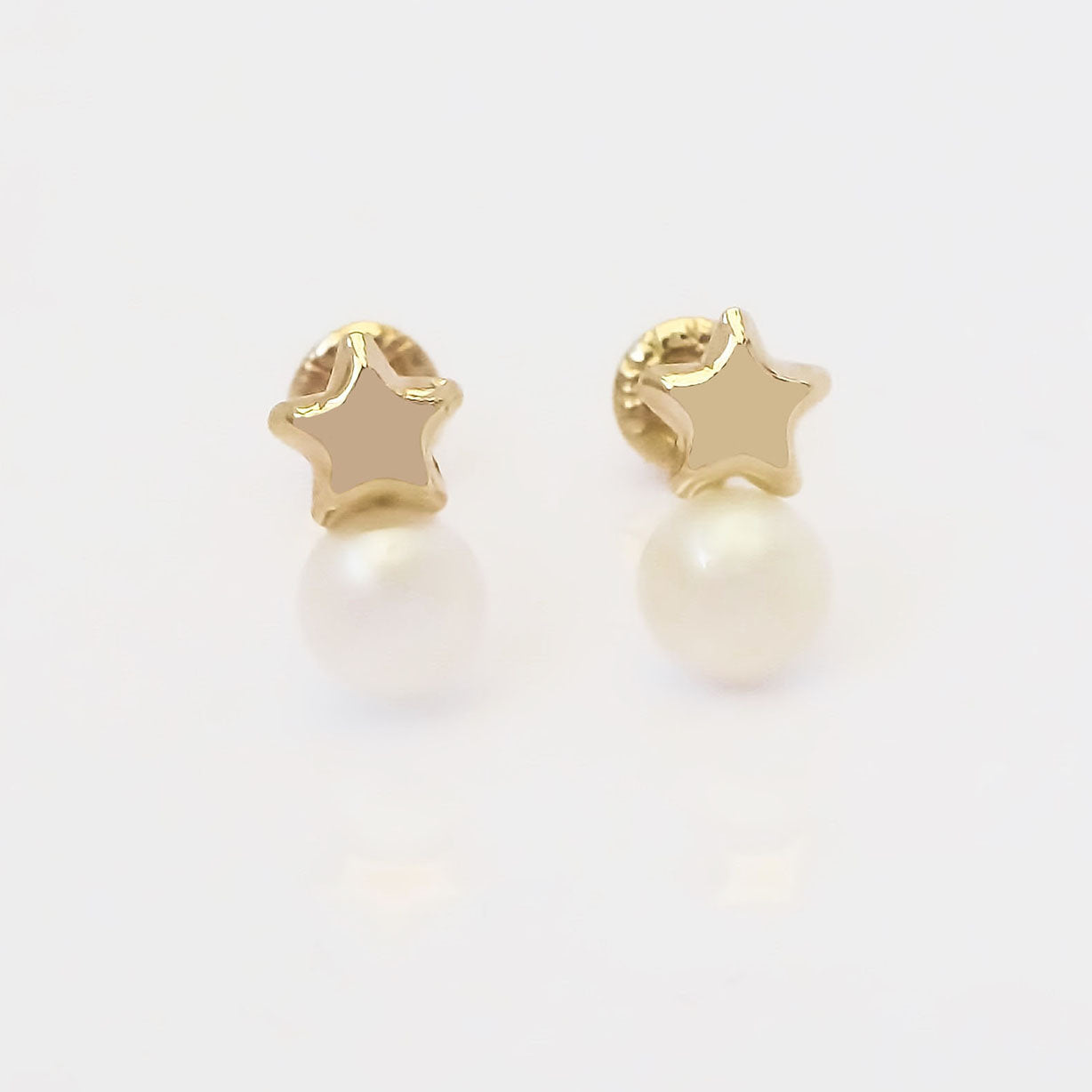 Amor Eterno - Broqueles Finos Perla Tu Y Yo / Aretes Oro 10k / Estrella