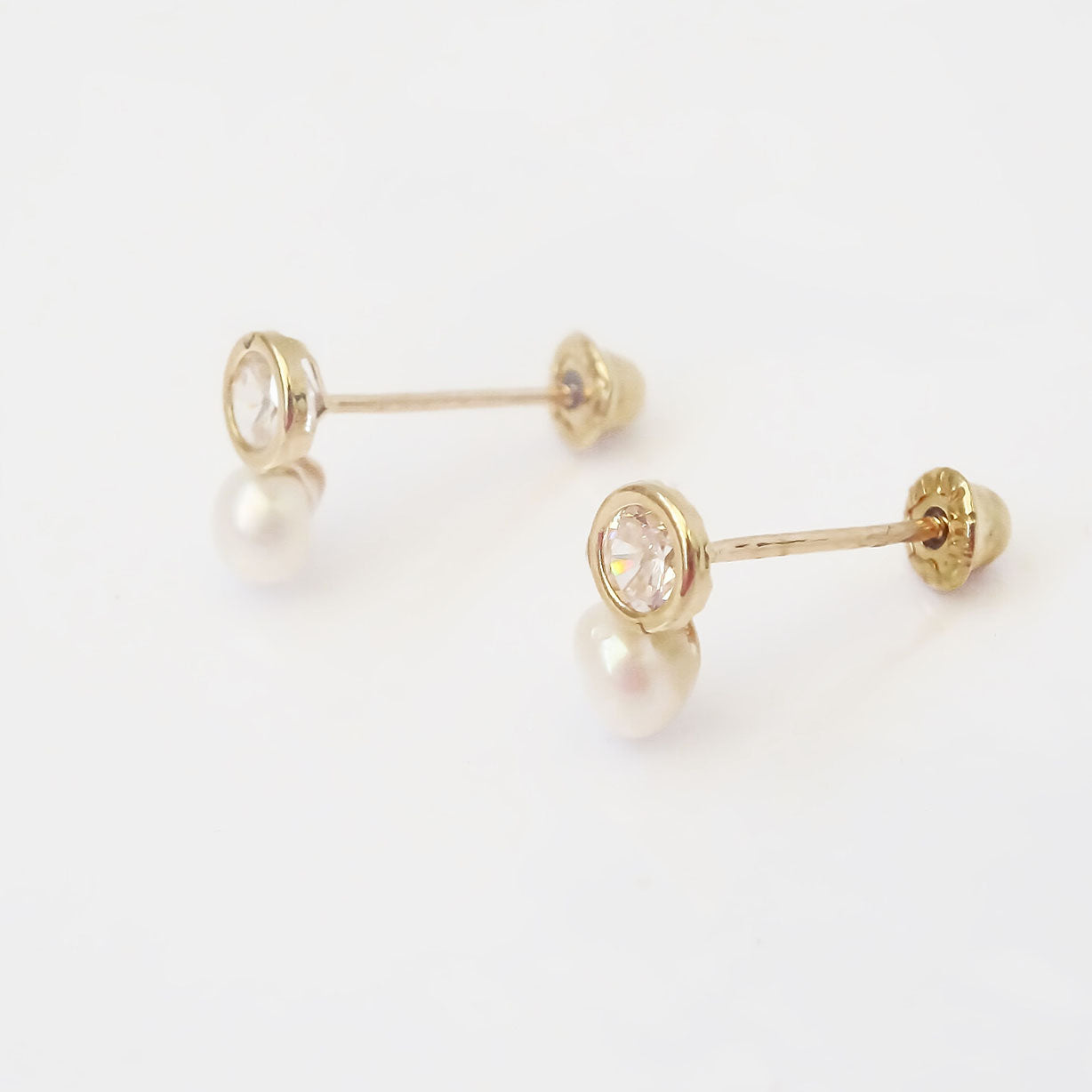 Amor Eterno - Broqueles Finos Perla Tu Y Yo / Aretes Oro 10k