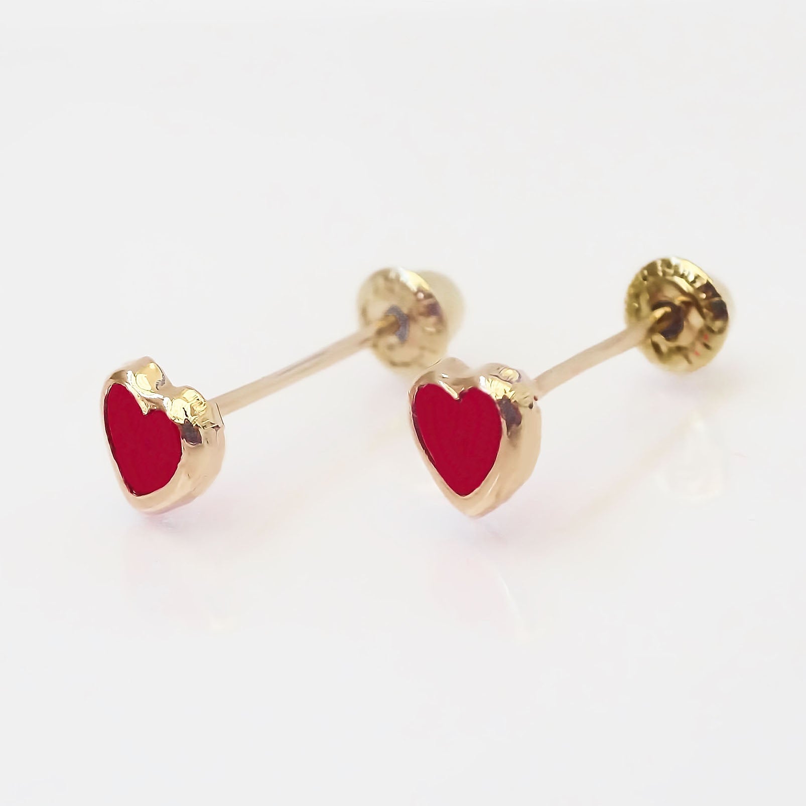 Amor Eterno - Broquel Corazón Bisel Mini Bebé Aretes Oro 10k - Rojo