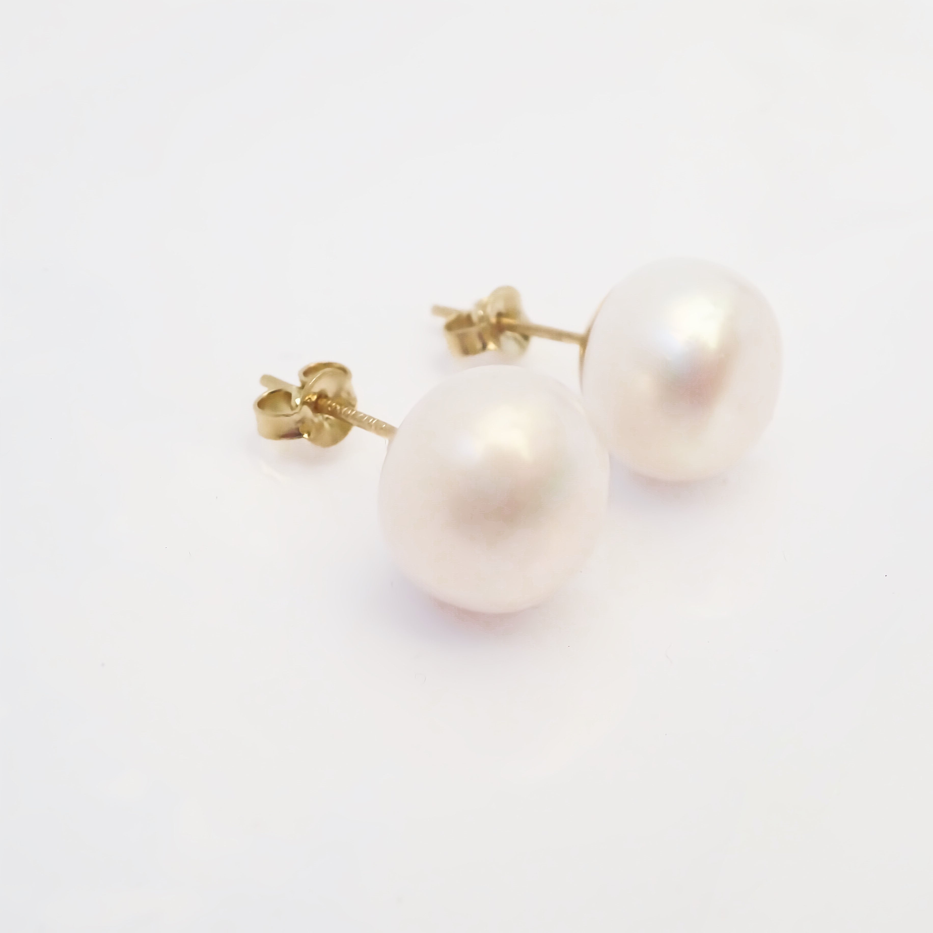 Amor Eterno - Broqueles Elegantes / Perla 9mm Aretes Oro 10k