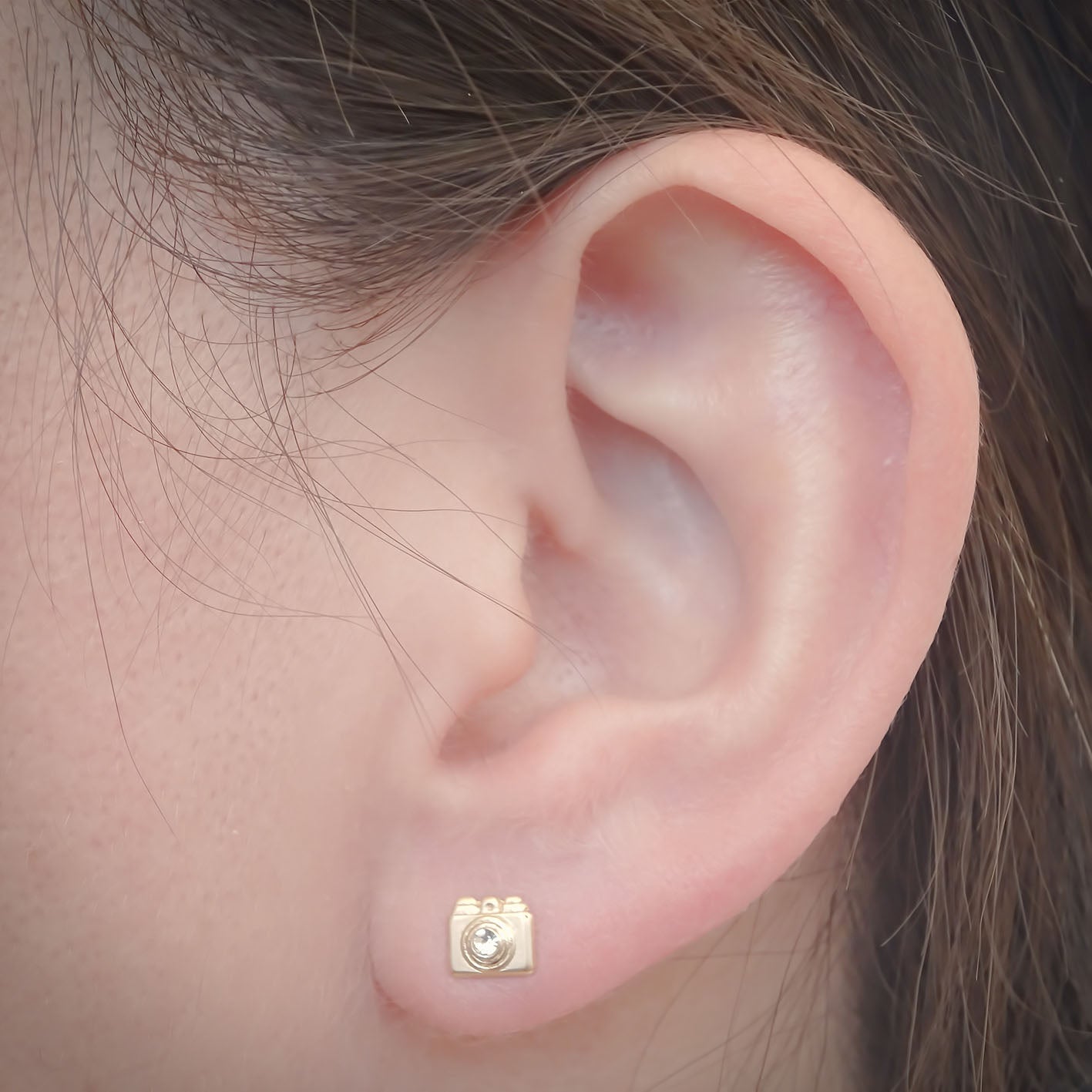 Amor Eterno - Broqueles / Cámara Fotográfica Aretes /oro 10k