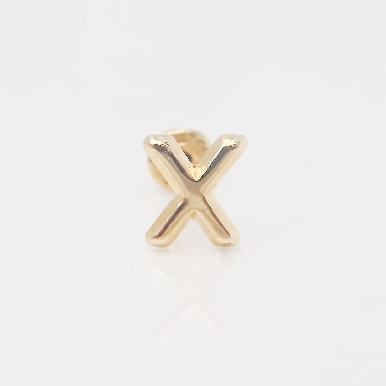 Amor Eterno - Broqueles Una Inicial Letra / Aretes / Oro 10k / X