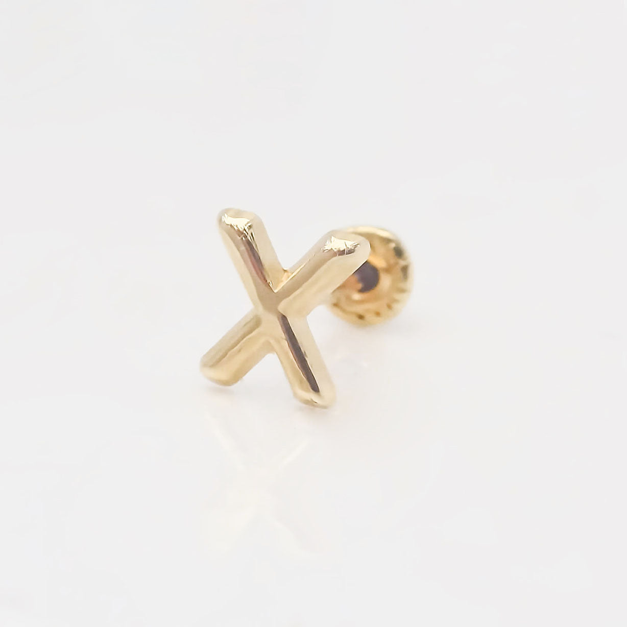 Amor Eterno - Broqueles Una Inicial Letra / Aretes / Oro 10k / X