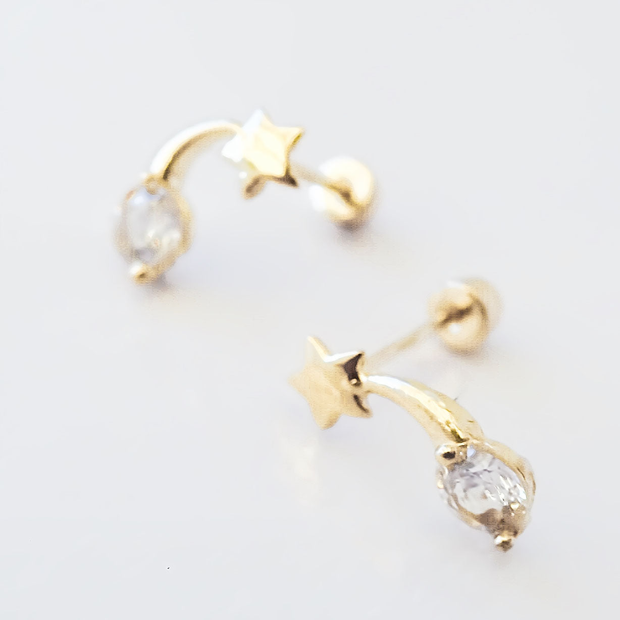 Amor Eterno - Broqueles Estrella Fugaz 3 / Aretes / Oro 10k / Mini Cometa
