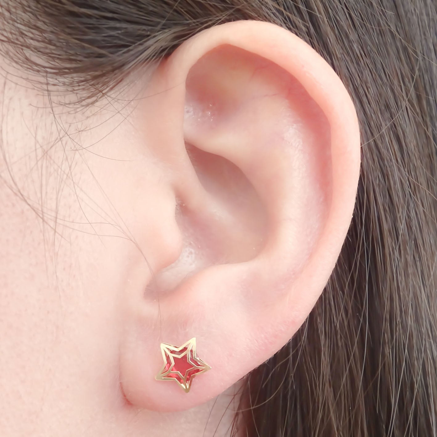 Amor Eterno - Broqueles Estrella Tecno / Aretes / Oro 10k