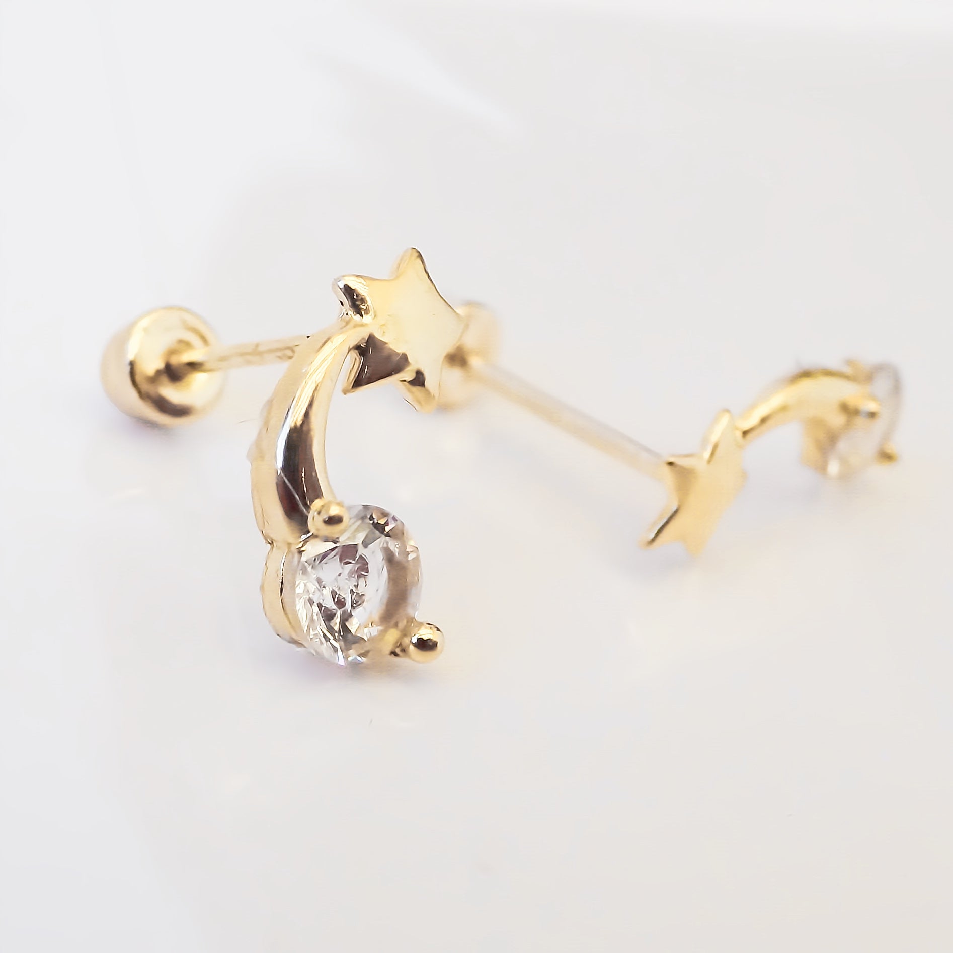 Amor Eterno - Broqueles Estrella Fugaz 3 / Aretes / Oro 10k / Mini Cometa