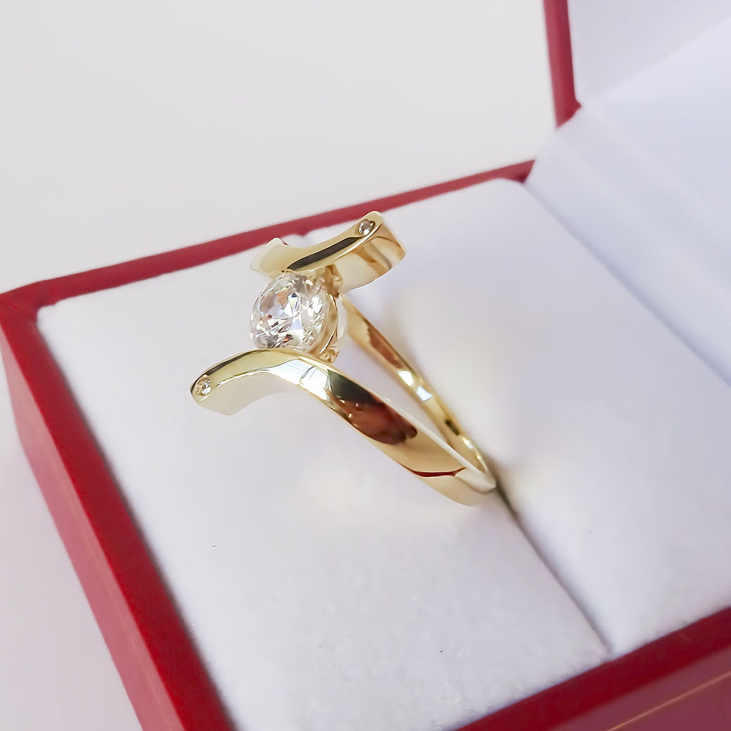 Amor Eterno - Anillo Winter / Oro 10k Sólido