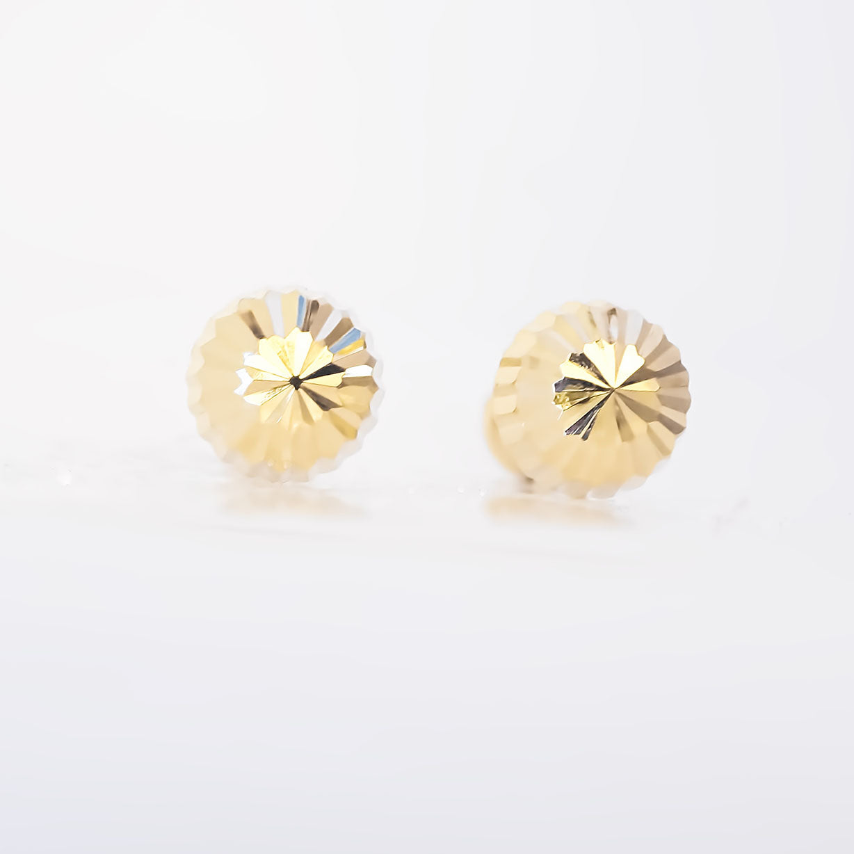 Amor Eterno - Broqueles Hongo / Aretes / Oro Sólido 10k