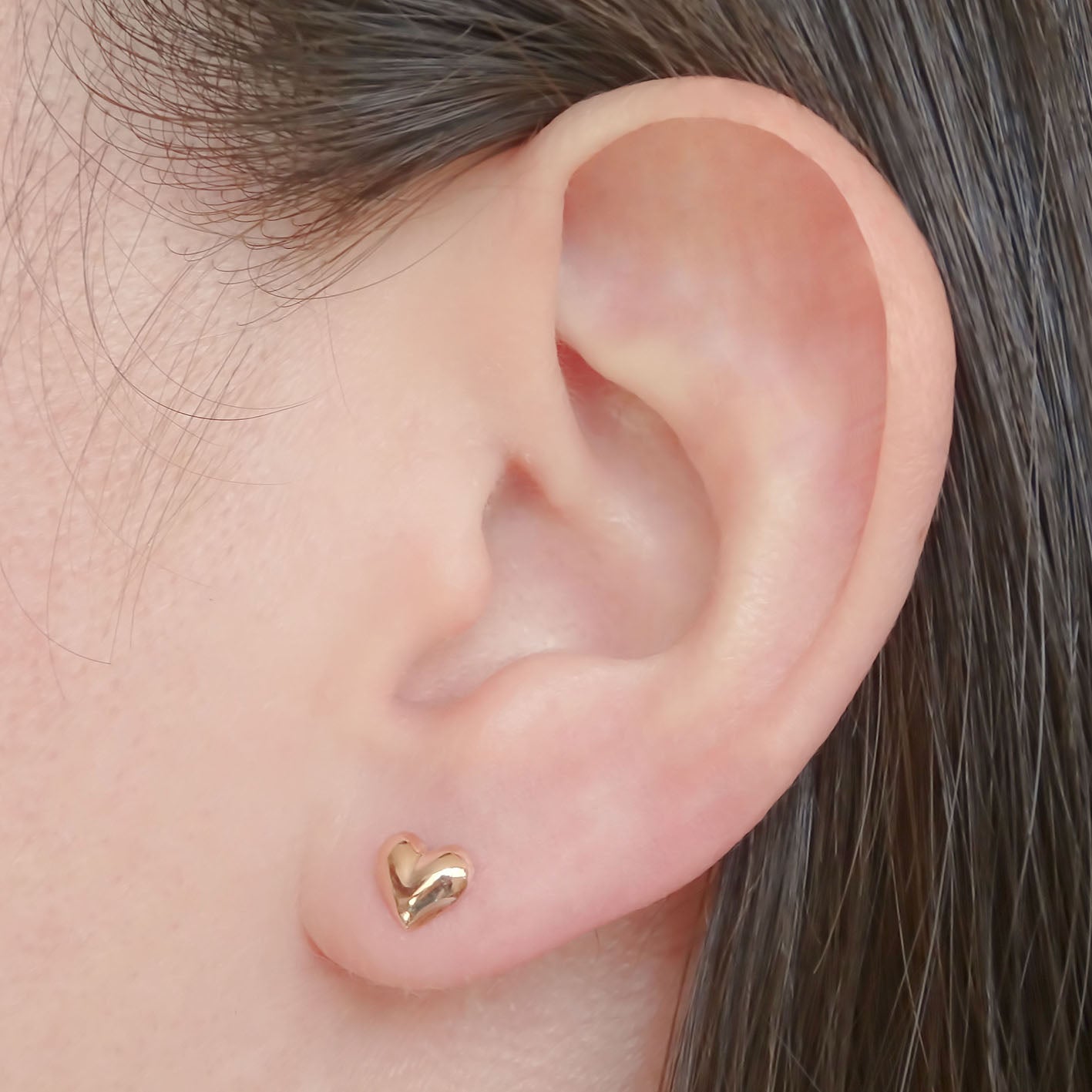Amor Eterno - Broqueles Corazón Legacy Aretes / Oro 10k / Rosa