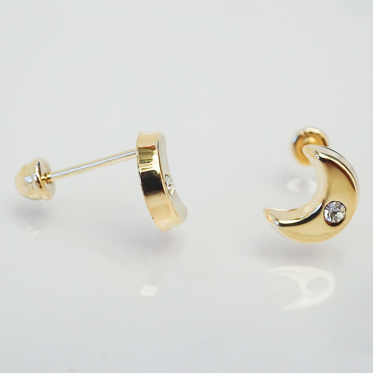 Amor Eterno - Broqueles Luna Basic Diamante / Aretes Oro 10k