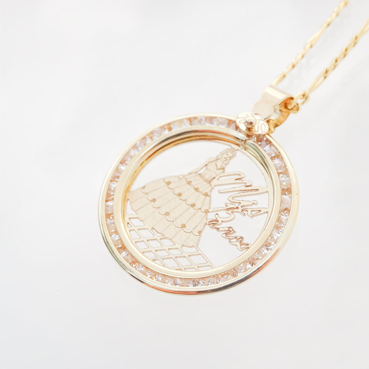 Amor Eterno - Dije XV Años Vestido Largo / Oro 10k + Cadena de Regalo