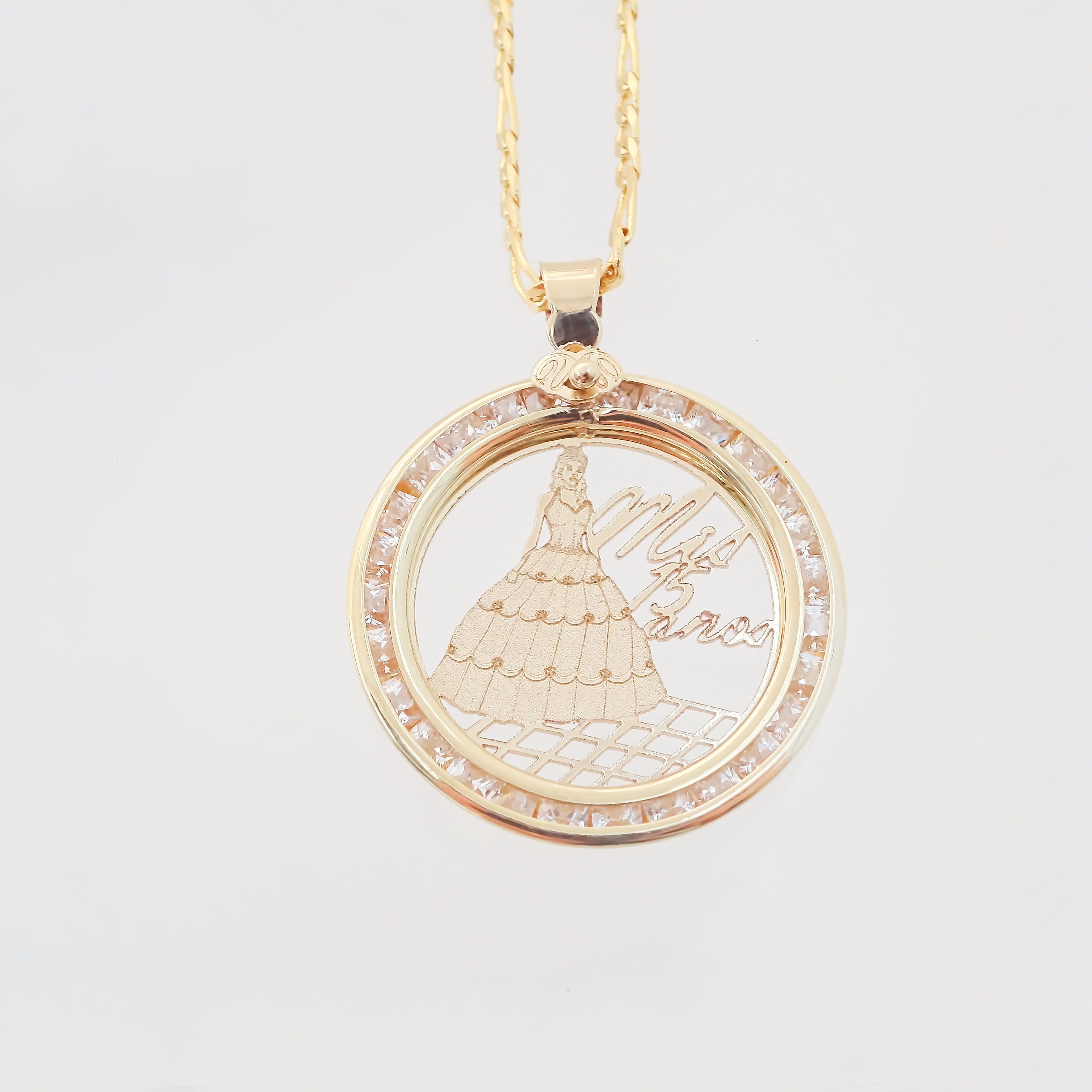 Amor Eterno - Dije XV Años Vestido Largo / Oro 10k + Cadena de Regalo