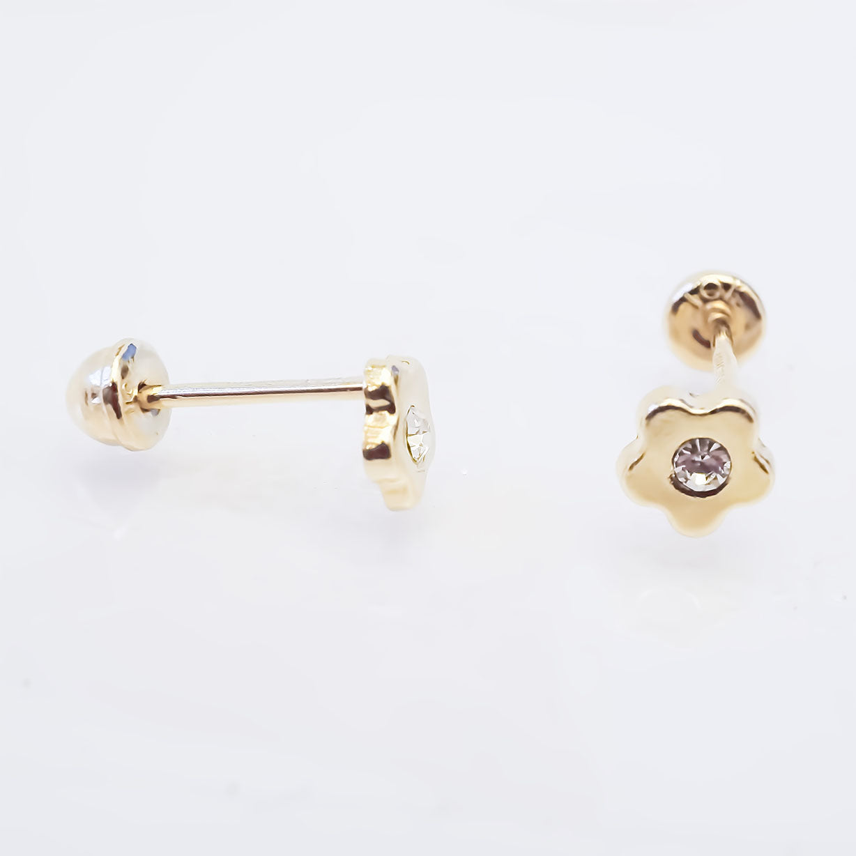 Amor Eterno - Broqueles Margarita Bebé / Aretes Oro 10k