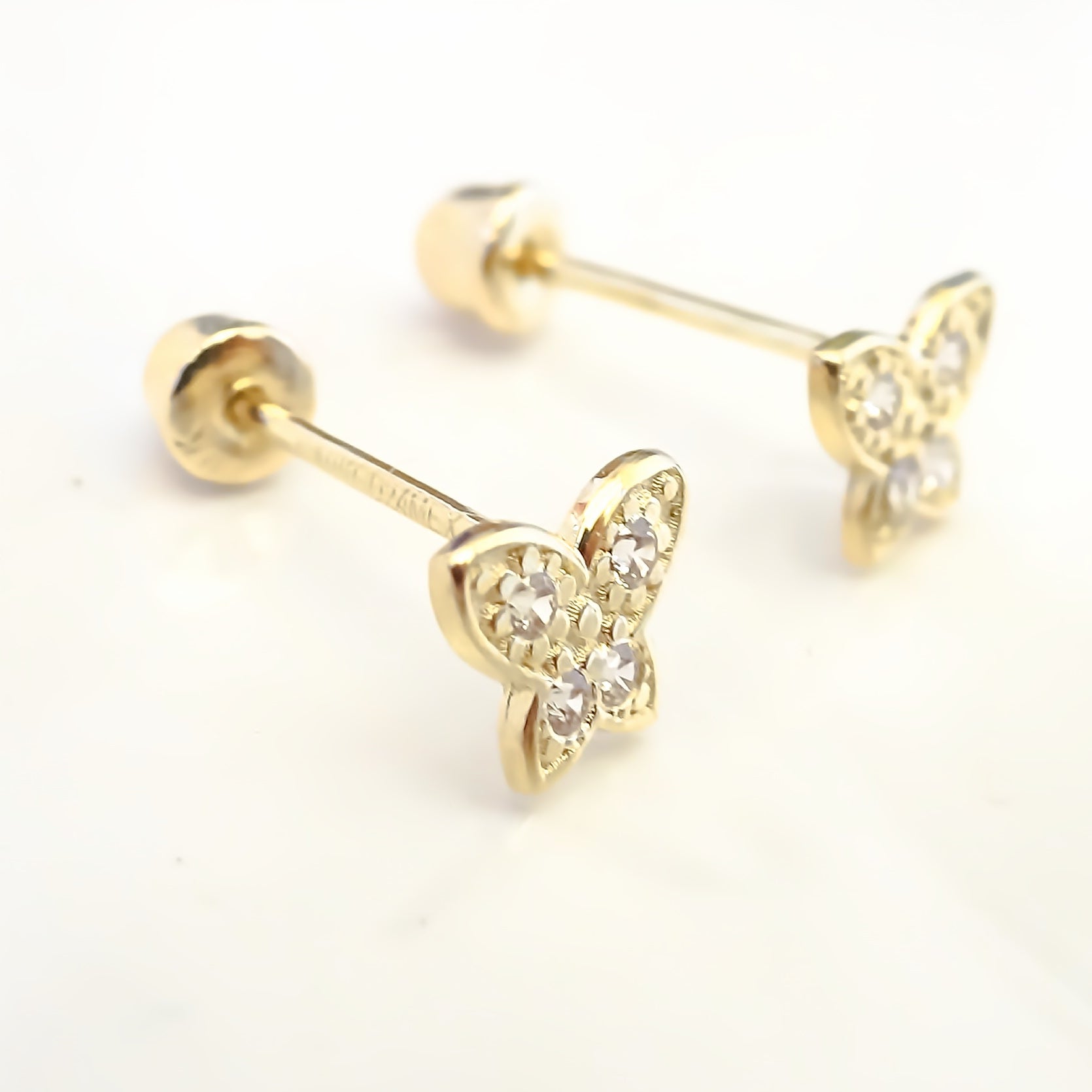 Amor Eterno - Aretes Mariposa Mini Diamantes / Oro 10k