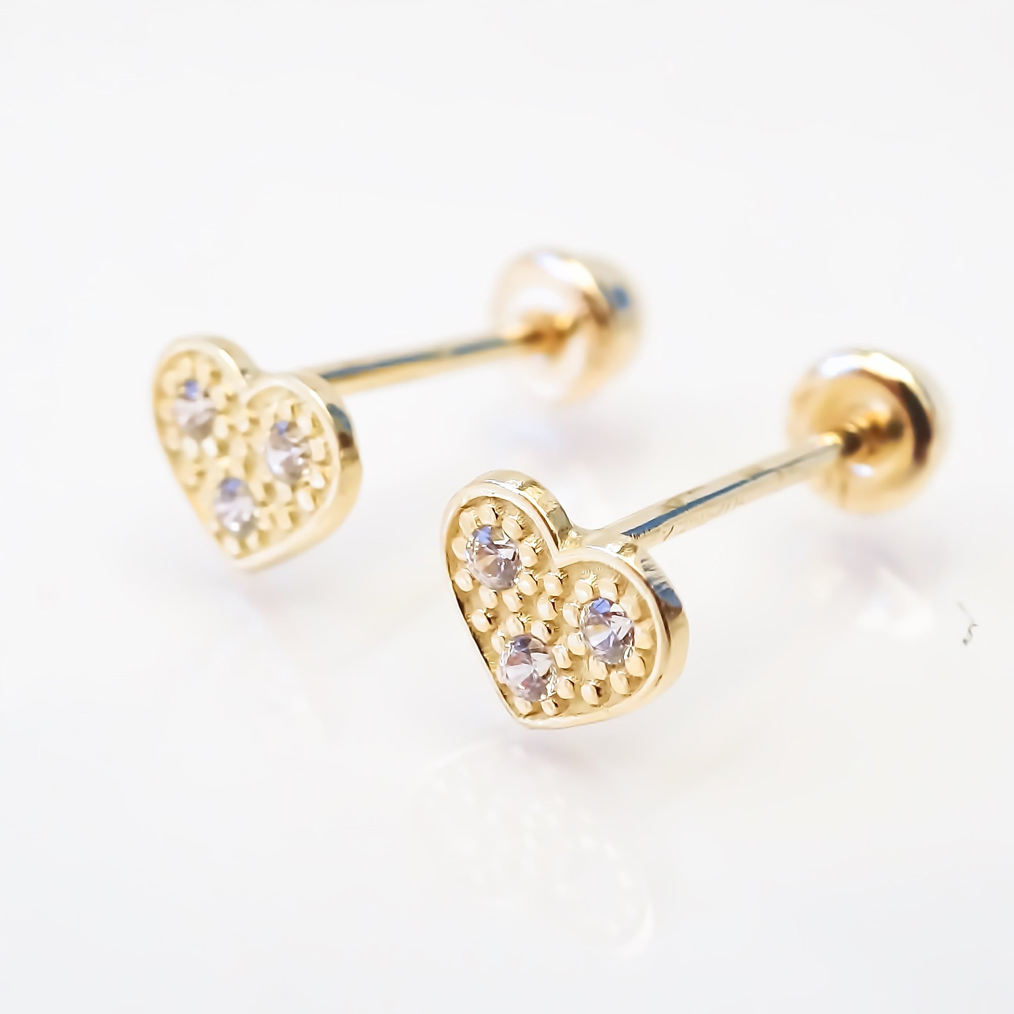 Amor Eterno - Broqueles Corazón / Aretes / Oro Sólido 10k