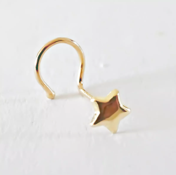 Amor Eterno - Piercing Nariz Estrella / Oro Sólido 10k
