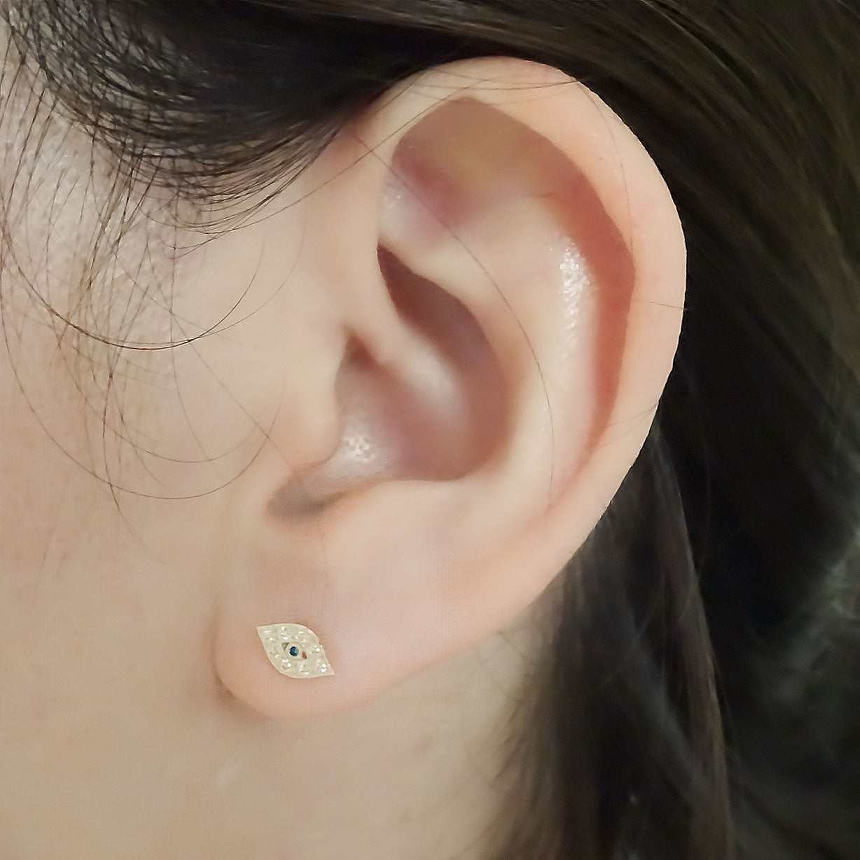 Amor Eterno - Broqueles Ojo Turco / Aretes / Oro Sólido 10k