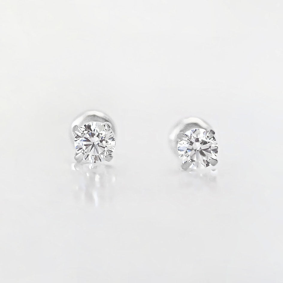 Amor Eterno - Broqueles Diamante Natural 0.06cts Oro 14k / Blanco