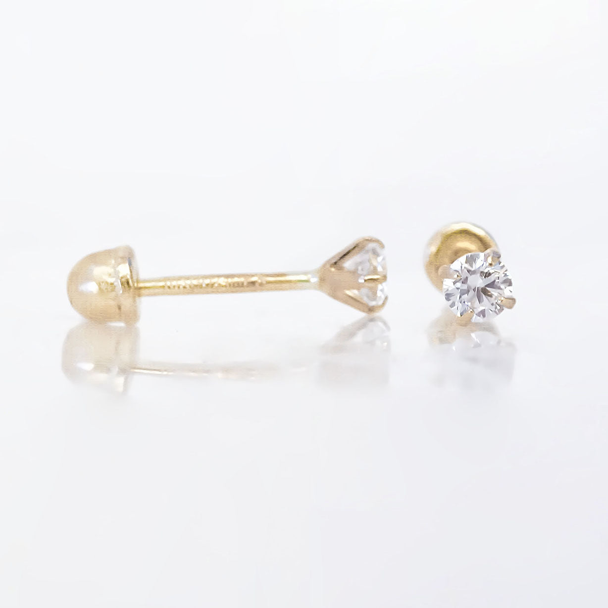 Amor Eterno - Broqueles Diamante Natural 0.06cts Oro 14k / Amarillo