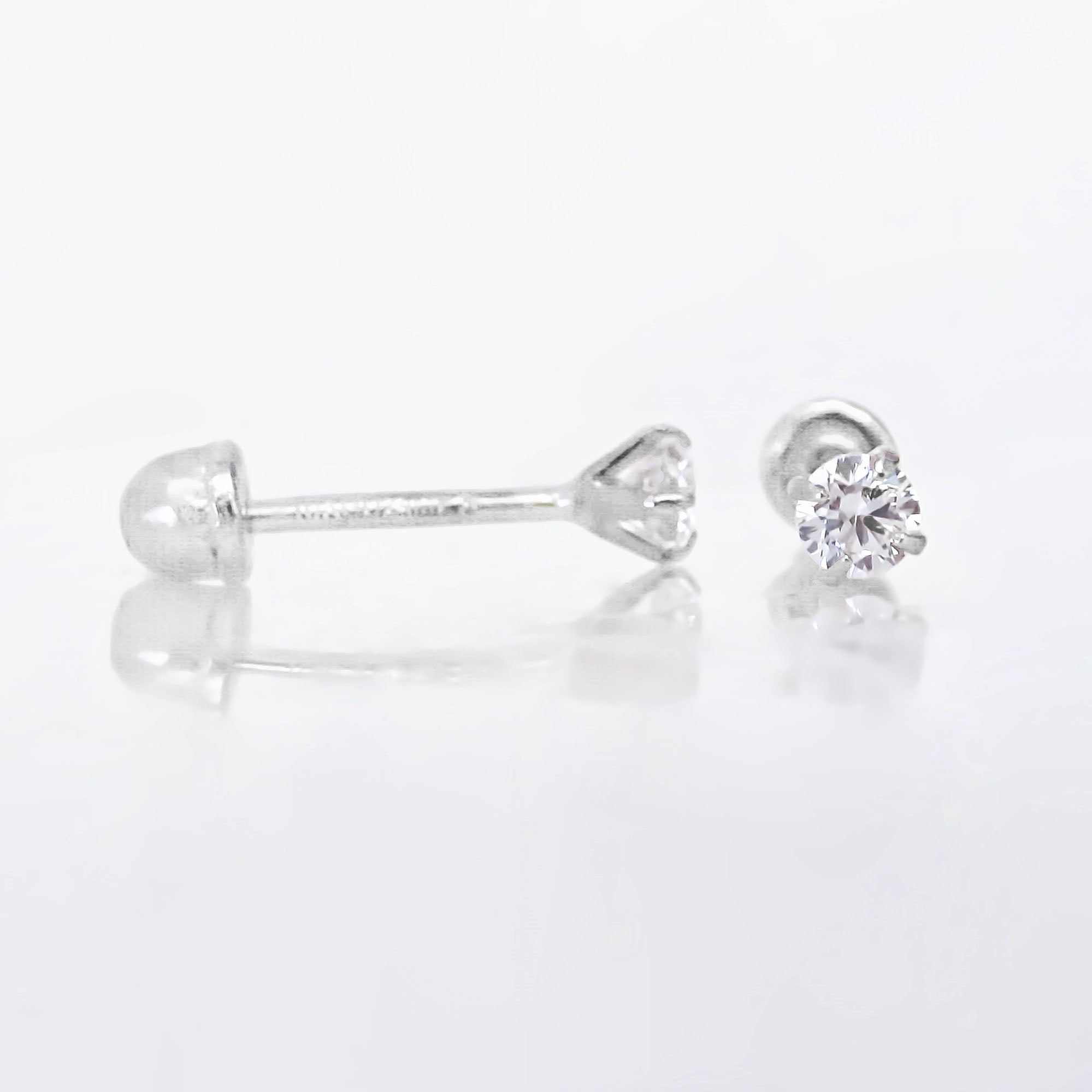 Amor Eterno - Broqueles Diamante Natural 0.06cts Oro 14k / Blanco
