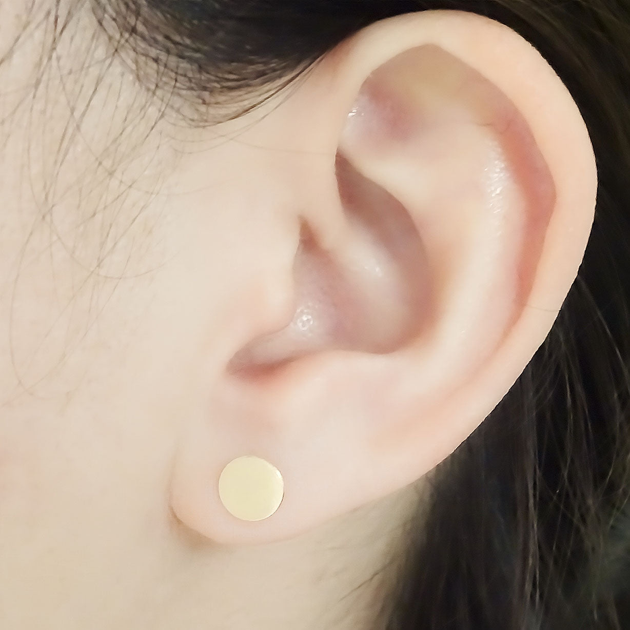 Amor Eterno - Broqueles Tachuela / Aretes / Oro Sólido 10k / Círculo