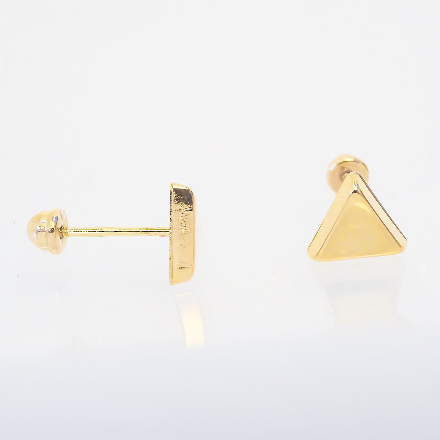 Amor Eterno - Broqueles Triángulo / Aretes / Oro Sólido 10k