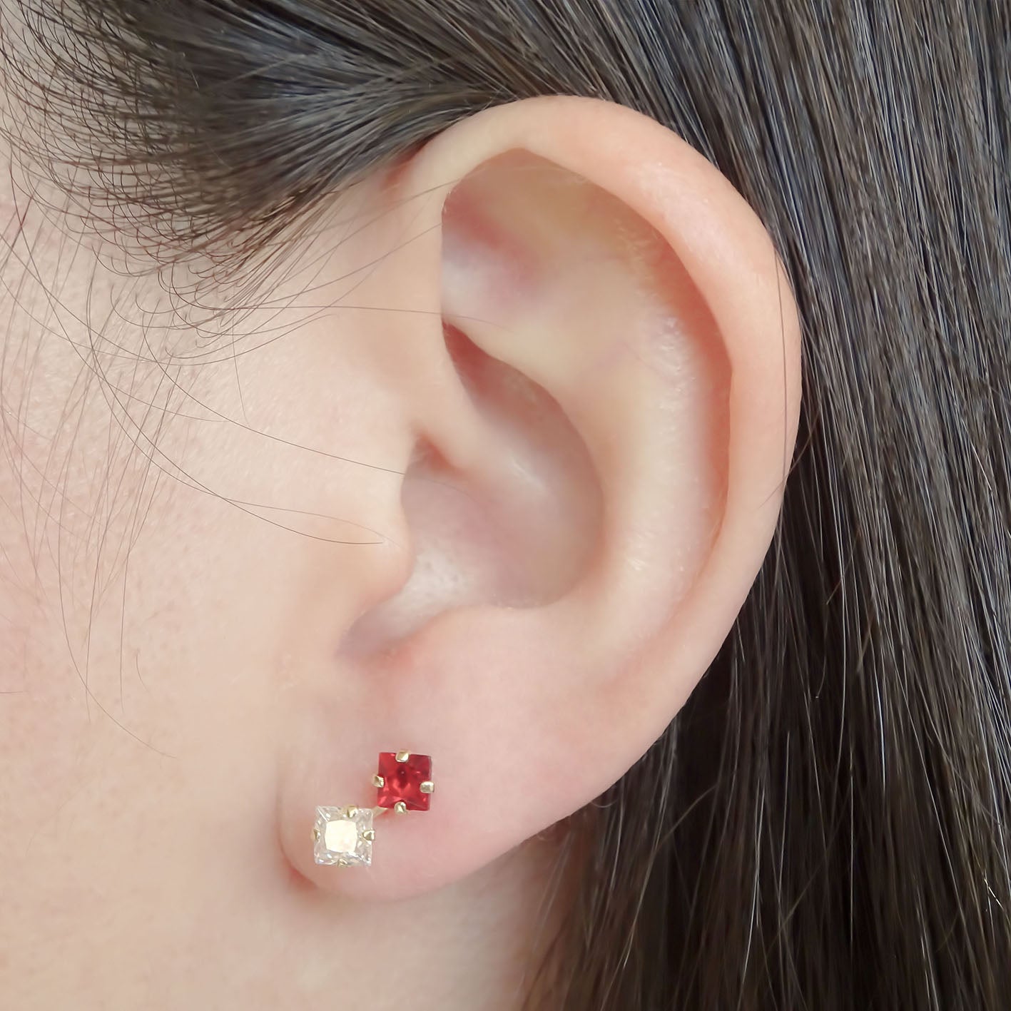 Amor Eterno - Broqueles Tu Y Yo Cuadrado / Aretes Oro 10k