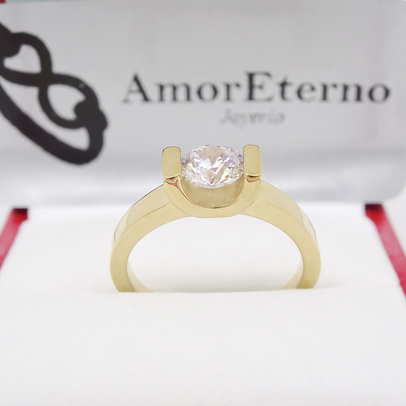 Amor Eterno - Anillo Solitario / Uxy/ Oro 10k Sólido / Amarillo