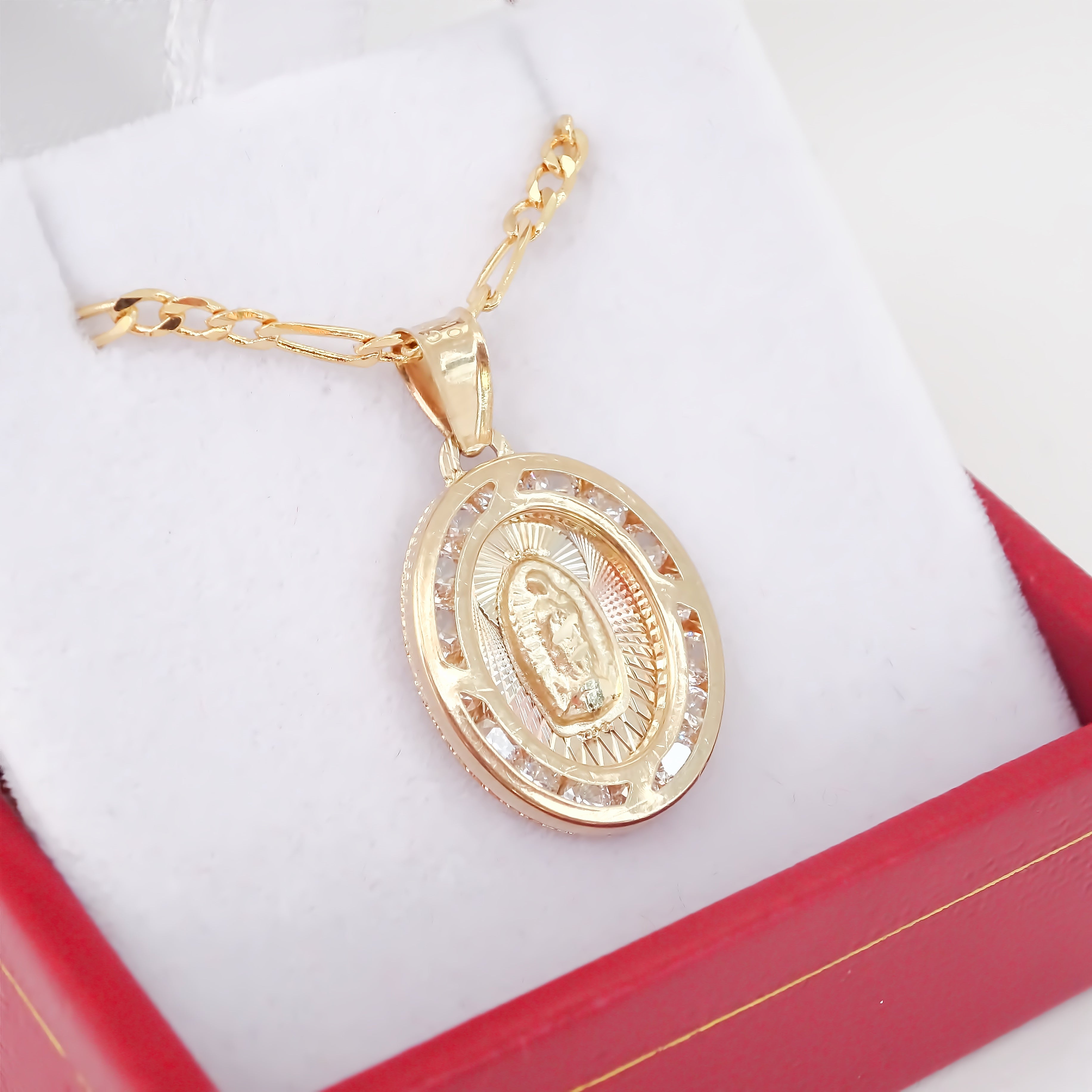 Amor Eterno - Dije Medalla Virgen / 3 Oros 10k Cadena de Regalo