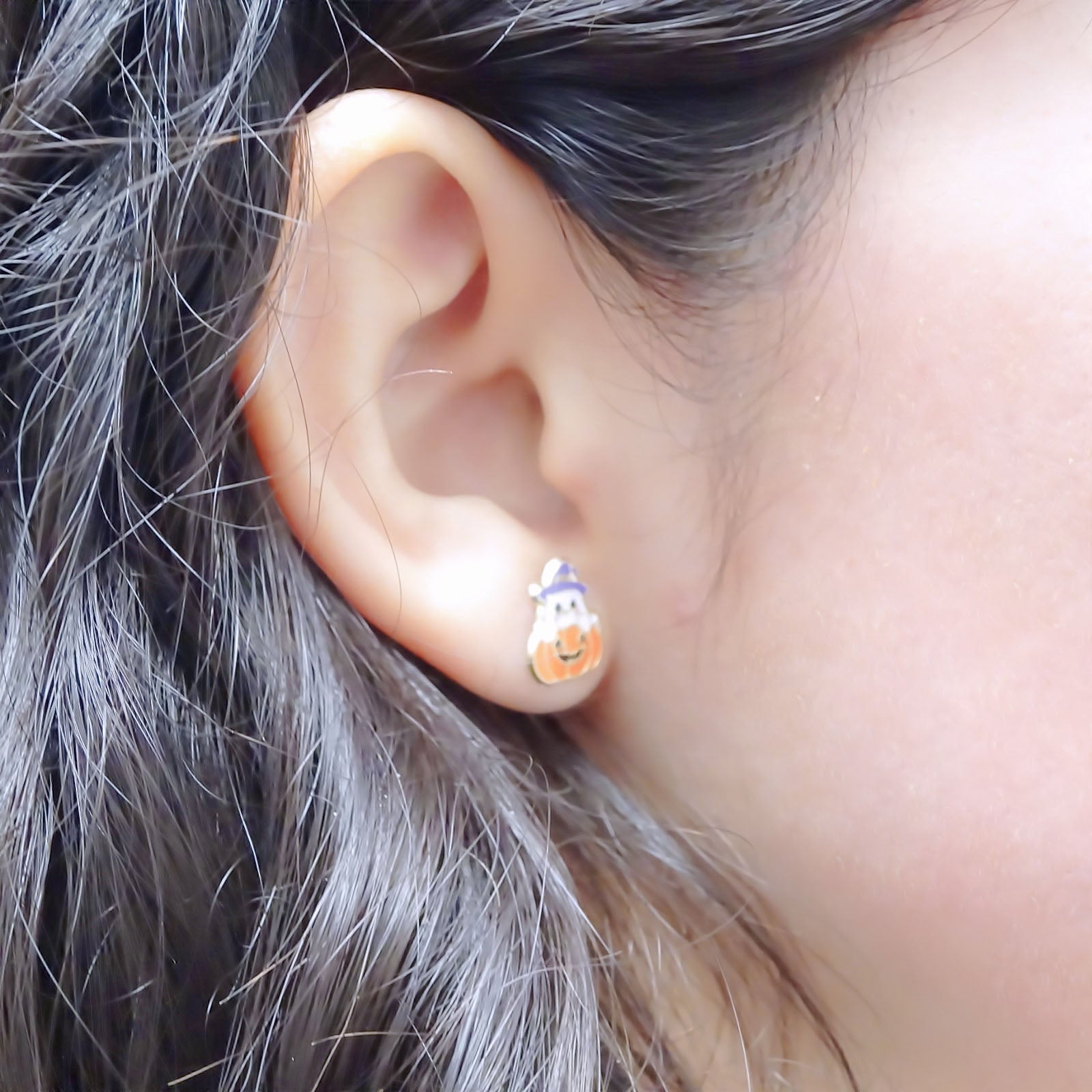 Amor Eterno - Broqueles Calabaza Fantasma / Oro Sólido 10k