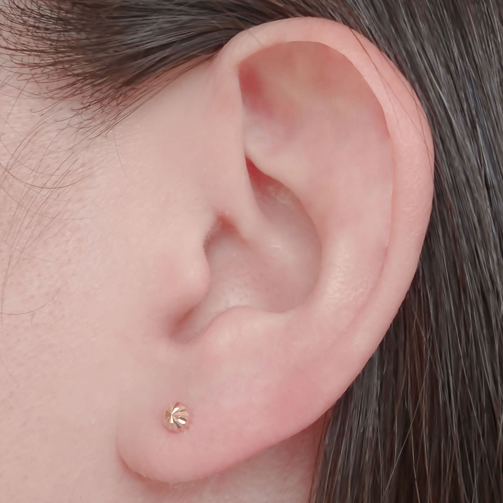 Amor Eterno - Broqueles Hongo / Aretes / Oro Sólido 10k / Rosa