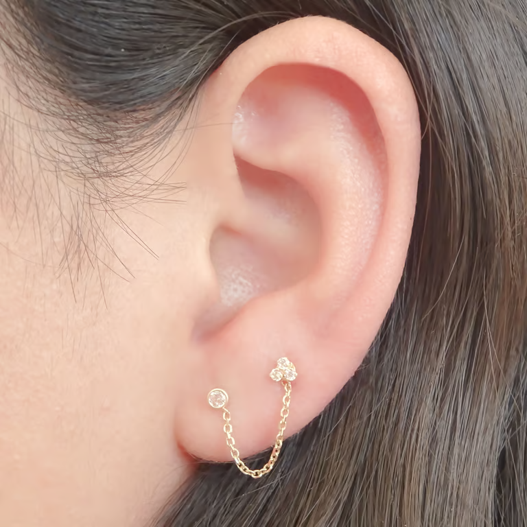 Amor Eterno- Piercing Trébol / Doble Perforación/ Oro 10k