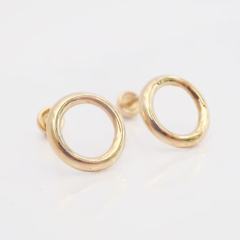 Amor Eterno - Broqueles / Circulo Elegante Silueta / Oro 10k