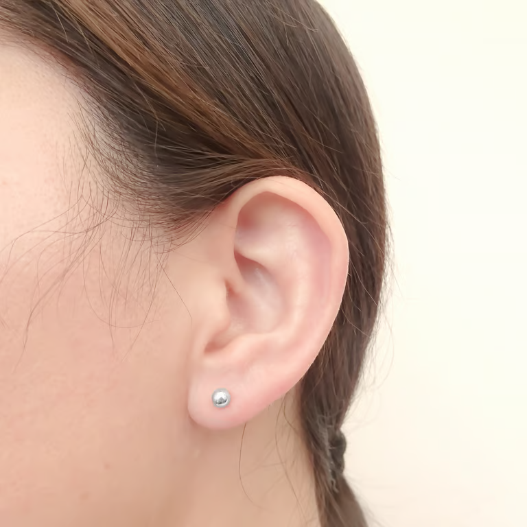 Amor Eterno - Broqueles / Dormilonas 4mm / Aretes / Oro 10k