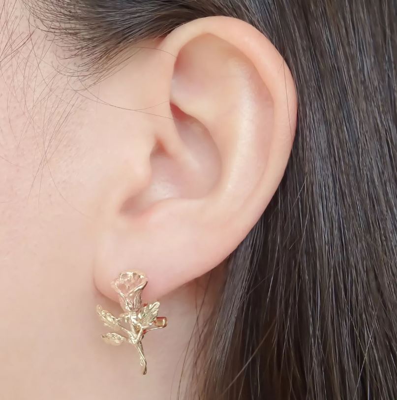 Amor Eterno - Broqueles Rosa Flor / Aretes Oro Sólido 10k