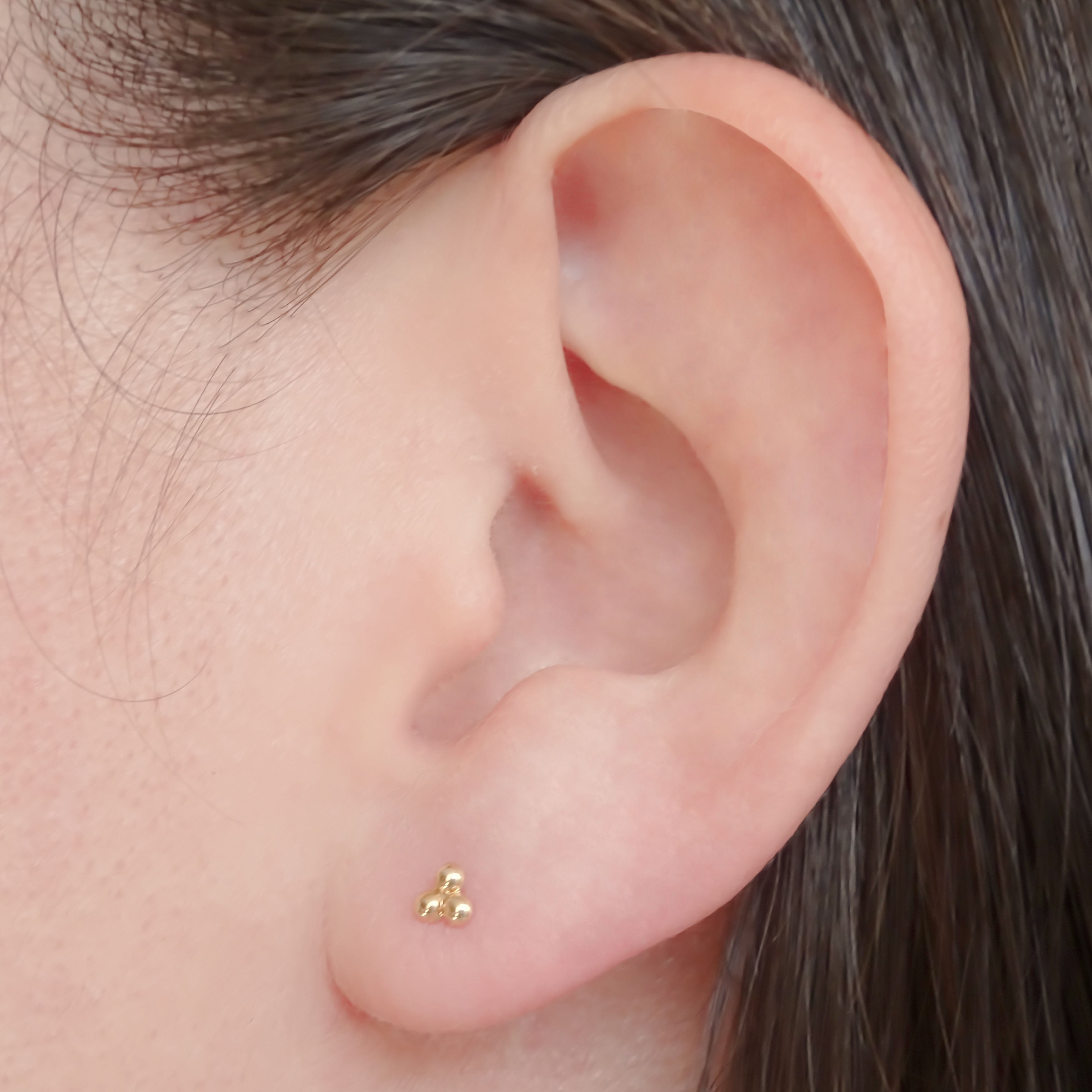 Amor Eterno - Broqueles Trébol Bolitas / Aretes / Oro 10k