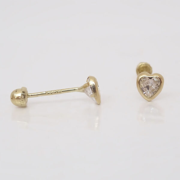 Amor Eterno - Broquel Corazón Bisel Mini Bebé Aretes Oro 10k / Transparente - Imagen 5