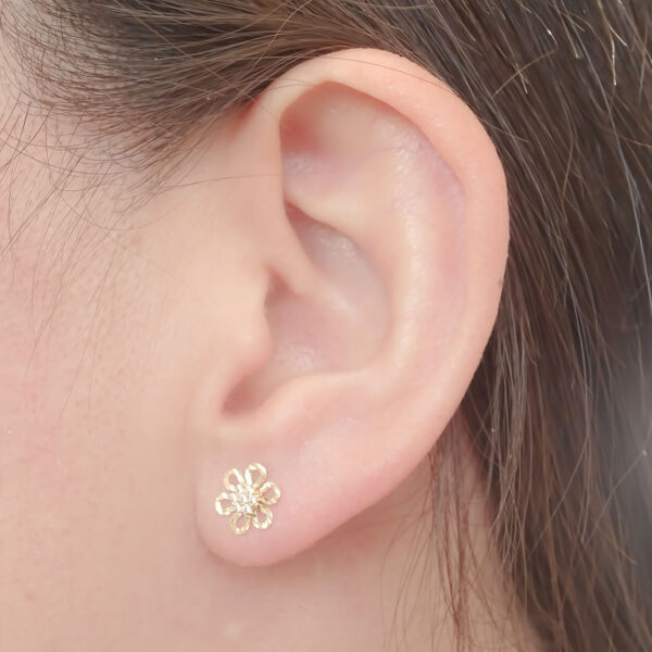 Amor Eterno- Broqueles Flor Diamante Facetada Aretes Oro 10k - Imagen 8