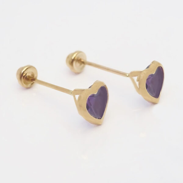 Amor Eterno - Broquel Corazón Bisel #4 / Aretes Oro 10k / Morado - Imagen 5