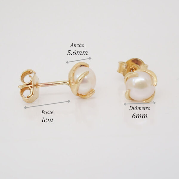 Amor Eterno - Perla Espiral Ch Aretes Con Mariposa Oro 10k - Imagen 2