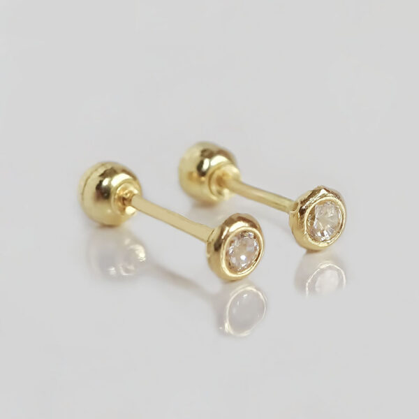 Amor Eterno - Broqueles Bisel Mini Bebé 2mm / Aretes Oro 10k - Imagen 5