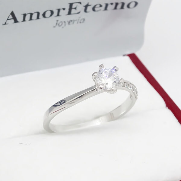 Amor Eterno - Anillo Paola / Oro Sólido 14k / Blanco - Imagen 4