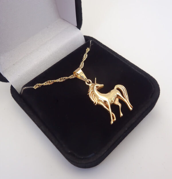 Amor Eterno - Dije Unicornio Elegante / Oro Sólido 10k - Imagen 5