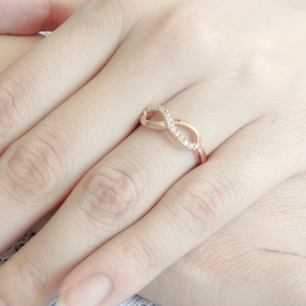 Amor Eterno - Anillo Infinito Con Diamantes / Oro Sólido 10k - Imagen 7