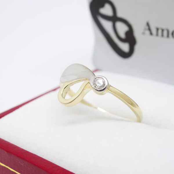 Amor Eterno - Anillo Corazón Bisel Giselle / Oro 14k Sólido - Imagen 6