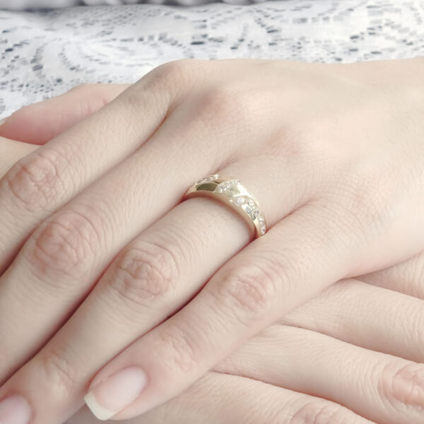 Amor Eterno - Grueso Anillo Paris / Oro Sólido 14k - Imagen 7